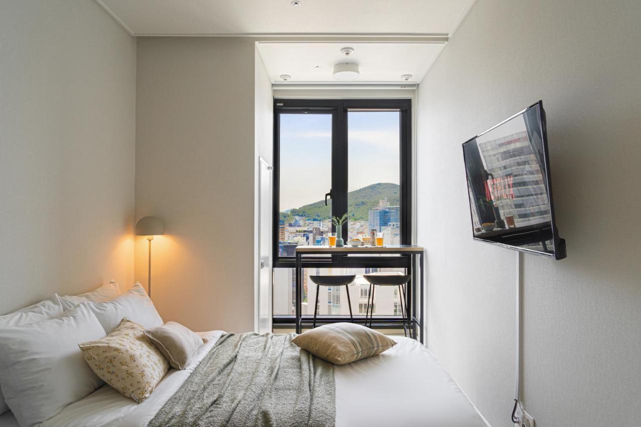 Urbanstay Seomyeon Busan Esterno foto